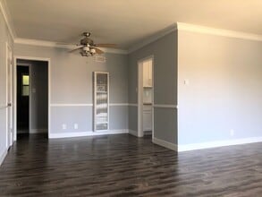 3308 Castle Heights Ave in Los Angeles, CA - Building Photo - Interior Photo