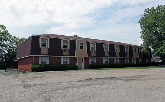 Foxboro Arms Apartments photo'