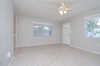 2026 Sandrala Dr in Sarasota, FL - Building Photo - Building Photo