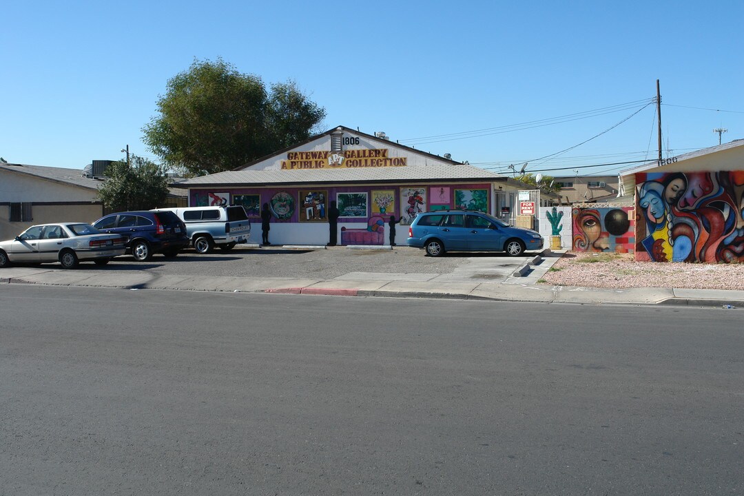 1806 Fairfield Ave in Las Vegas, NV - Building Photo