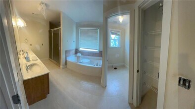2549 Preston View Ct in Atlanta, GA - Building Photo - Building Photo