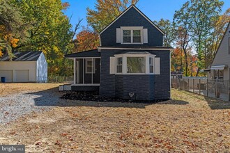 104 Bell Ave in Barrington, NJ - Building Photo - Building Photo