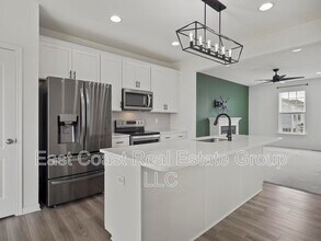 51 Horace Ct in Bunker Hill, WV - Building Photo - Building Photo