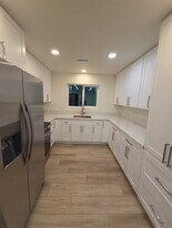 1055 Via Esmeralda in Orcutt, CA - Building Photo