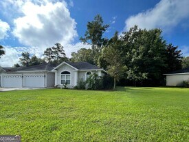 107 Kathryne Bailey Dr in Kingsland, GA - Building Photo
