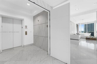 4100 Island Blvd in Aventura, FL - Building Photo - Building Photo