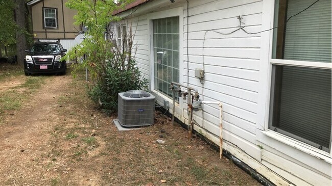 136 LA-147 in Hodge, LA - Building Photo - Building Photo