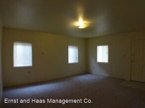 5350 Lime Ave in Long Beach, CA - Building Photo - Building Photo