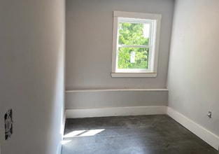 2 Cottage St in Boston, MA - Building Photo - Building Photo