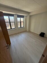 1250 S Indiana Ave, Unit 1012 in Chicago, IL - Building Photo - Building Photo