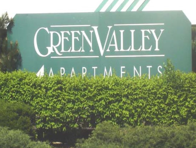 Green Valley Apartments in Park City, IL - Building Photo - Building Photo