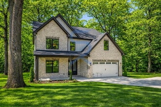 3374 Lee Dr in Buford, GA - Building Photo - Building Photo