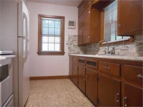 208 28th St Dr SE in Cedar Rapids, IA - Building Photo - Building Photo