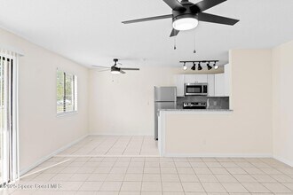 1884 Agora Cir SE, Unit 101 in Palm Bay, FL - Foto de edificio - Building Photo