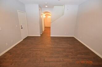 7737 W Trails Village Pl in Las Vegas, NV - Building Photo - Building Photo