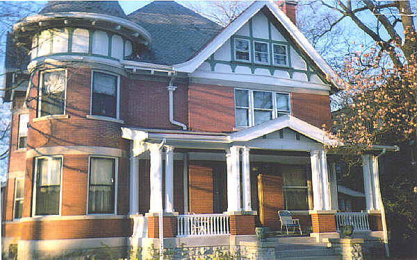 2530 Erie Ave in Cincinnati, OH - Building Photo - Building Photo