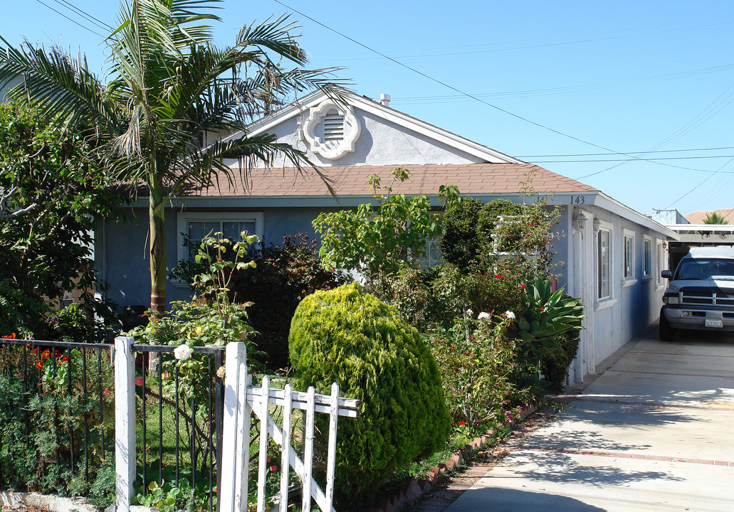 141-143 W C St in Port Hueneme, CA - Building Photo