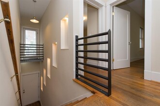 1338 W Pierce St, Unit 2 in Houston, TX - Building Photo - Building Photo
