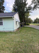 807 Lincoln St in Osage City, KS - Building Photo - Building Photo