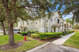 166 SW Peacock Blvd in Port St. Lucie, FL - Building Photo - Building Photo