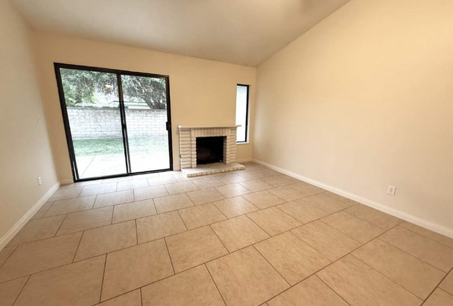 7047 5th Ave in Rio Linda, CA - Building Photo - Building Photo