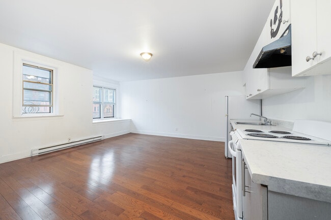 Château Grosvenor in Montréal, QC - Foto de edificio - Interior Photo