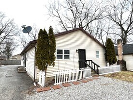 24 Ohio St in Delaware, OH - Building Photo