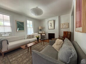 323 Union St in Hudson, NY - Building Photo - Building Photo