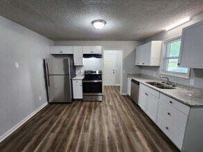 709 W Creek Cir in Monroe, GA - Building Photo - Building Photo