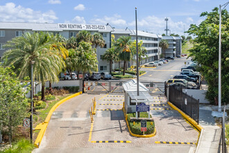 Cutler Gardens Apartments in Cutler Bay, FL - Building Photo - Building Photo