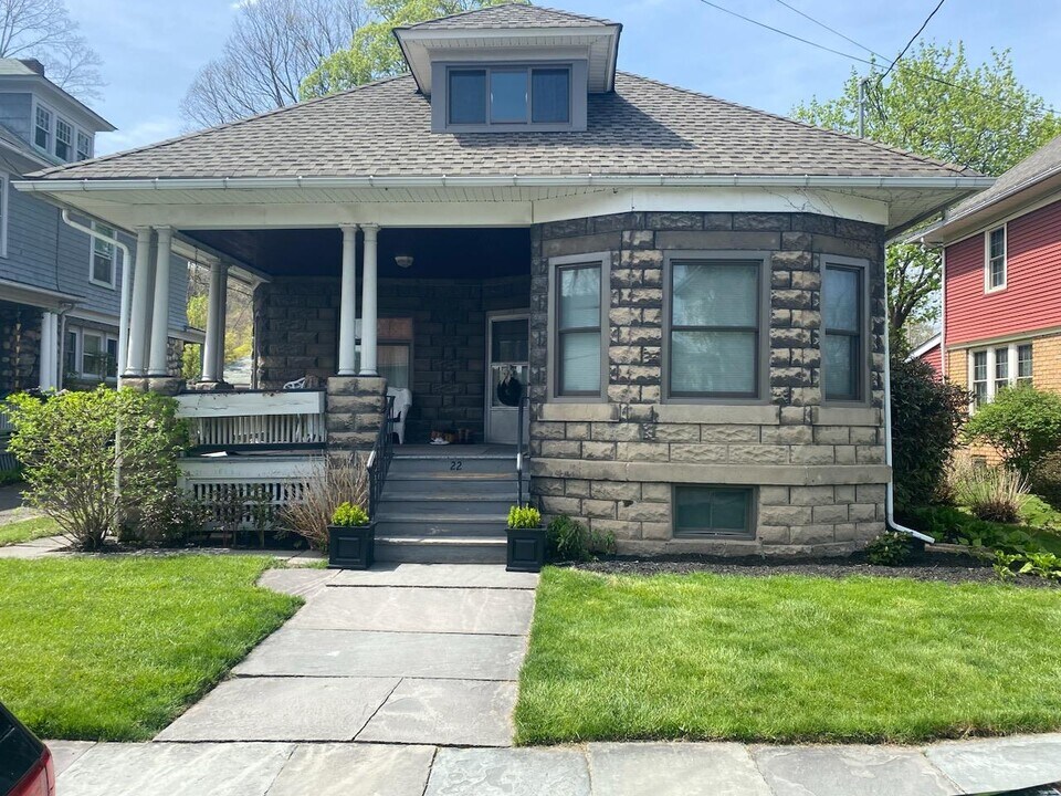 22 Sullivan Ave in Port Jervis, NY - Foto de edificio