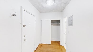 205 Beacon St in Boston, MA - Building Photo - Building Photo