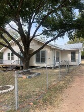 115 Hickman St in Liberty Hill, TX - Building Photo - Building Photo