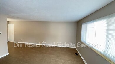 5926 Janice Dr in Fairfield, OH - Building Photo - Building Photo