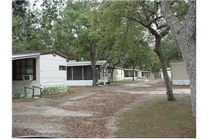 14551 NE 28th Pl in Silver Springs, FL - Building Photo - Building Photo