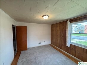 662 Minor St in Emmaus, PA - Foto de edificio - Building Photo