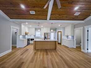 807 Cherokee Ave in Valdosta, GA - Building Photo - Building Photo