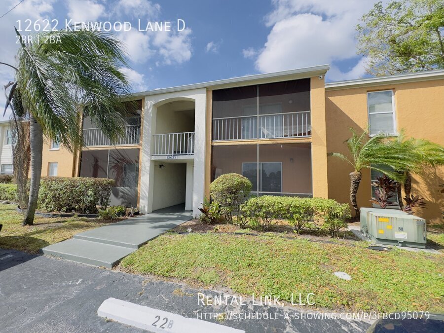 12622 Kenwood Ln in Ft. Myers, FL - Building Photo