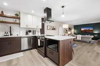 2940 W Carson St in Torrance, CA - Foto de edificio - Building Photo