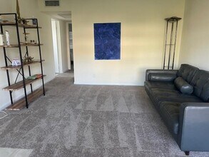 589 Fanshaw O in Boca Raton, FL - Building Photo - Building Photo