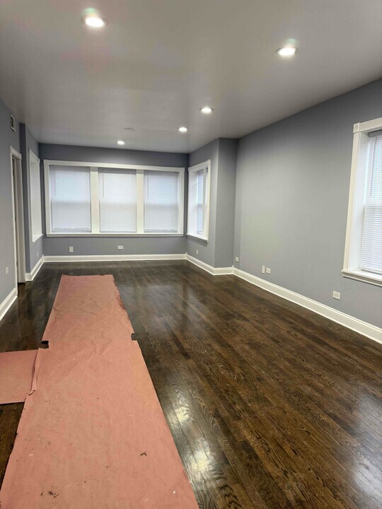 839 E 87th Pl in Chicago, IL - Building Photo