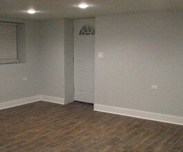 1864 N Bissell St in Chicago, IL - Building Photo - Building Photo