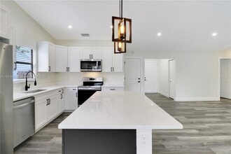 143 Greentree Cir in Jupiter, FL - Building Photo - Building Photo