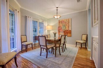 1706 Summit View Pl in Austin, TX - Building Photo - Building Photo