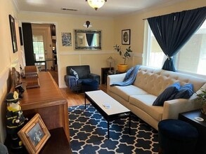 1505 Maple St in Georgetown, TX - Building Photo - Building Photo
