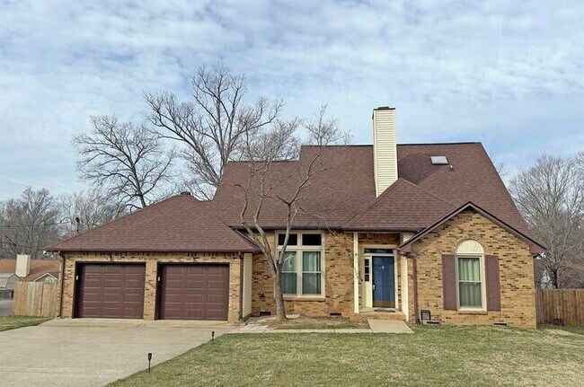 property at 1122 Rosebrook Dr