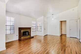 661 Freeburg Pl in Las Vegas, NV - Building Photo - Building Photo