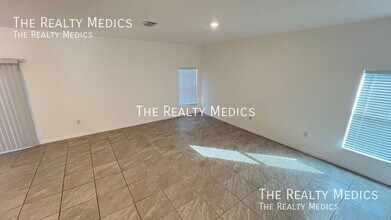 1067 Sheridan Ave NW in Palm Bay, FL - Building Photo - Building Photo