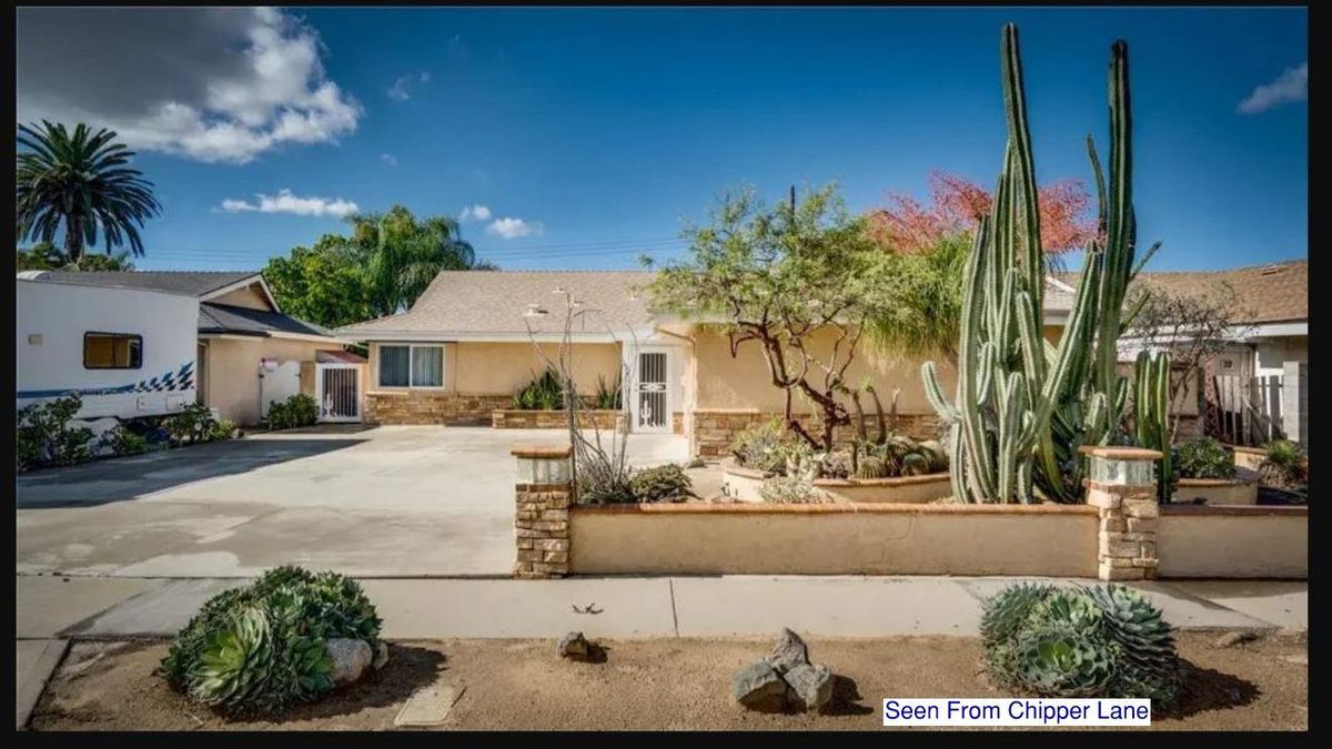 16161 Chipper Ln in Huntington Beach, CA - Building Photo