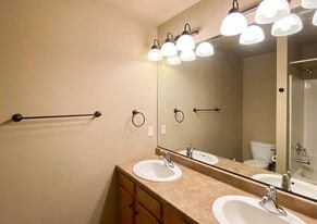 3604 W 93rd St in Sioux Falls, SD - Building Photo